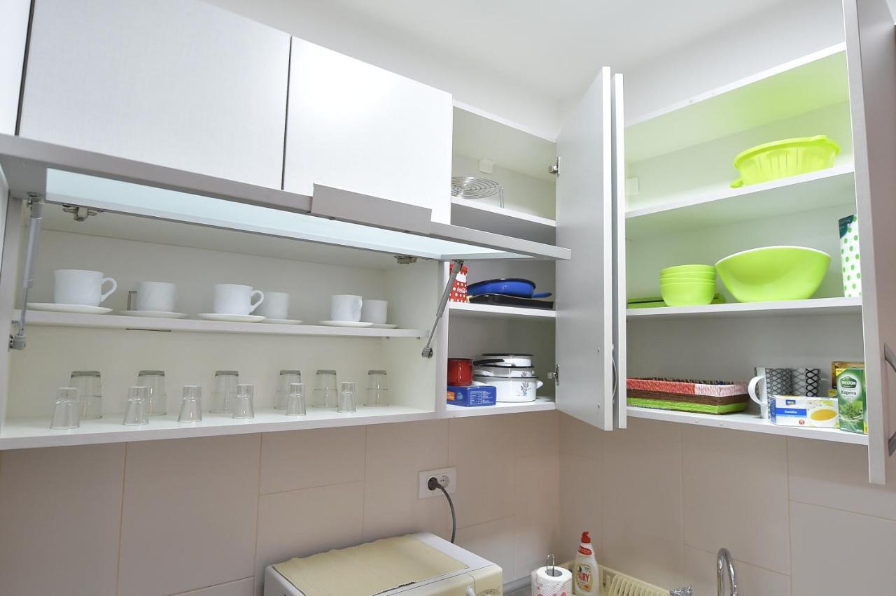 Apartment Sinisa With Garage 诺威萨 外观 照片
