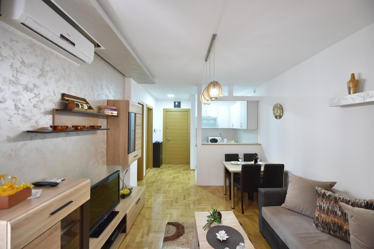 Apartment Sinisa With Garage 诺威萨 外观 照片